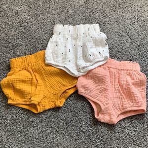 Girls 12-18M Baby bloomers